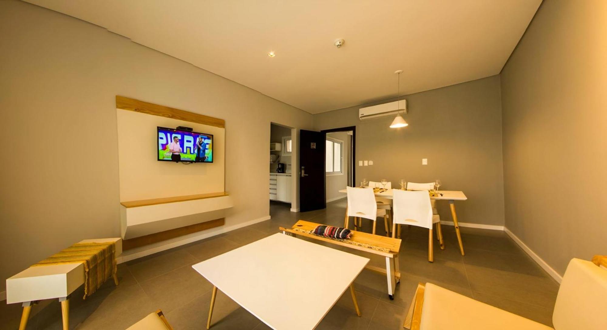 亚松森Tapu'A Departamentos公寓式酒店 外观 照片